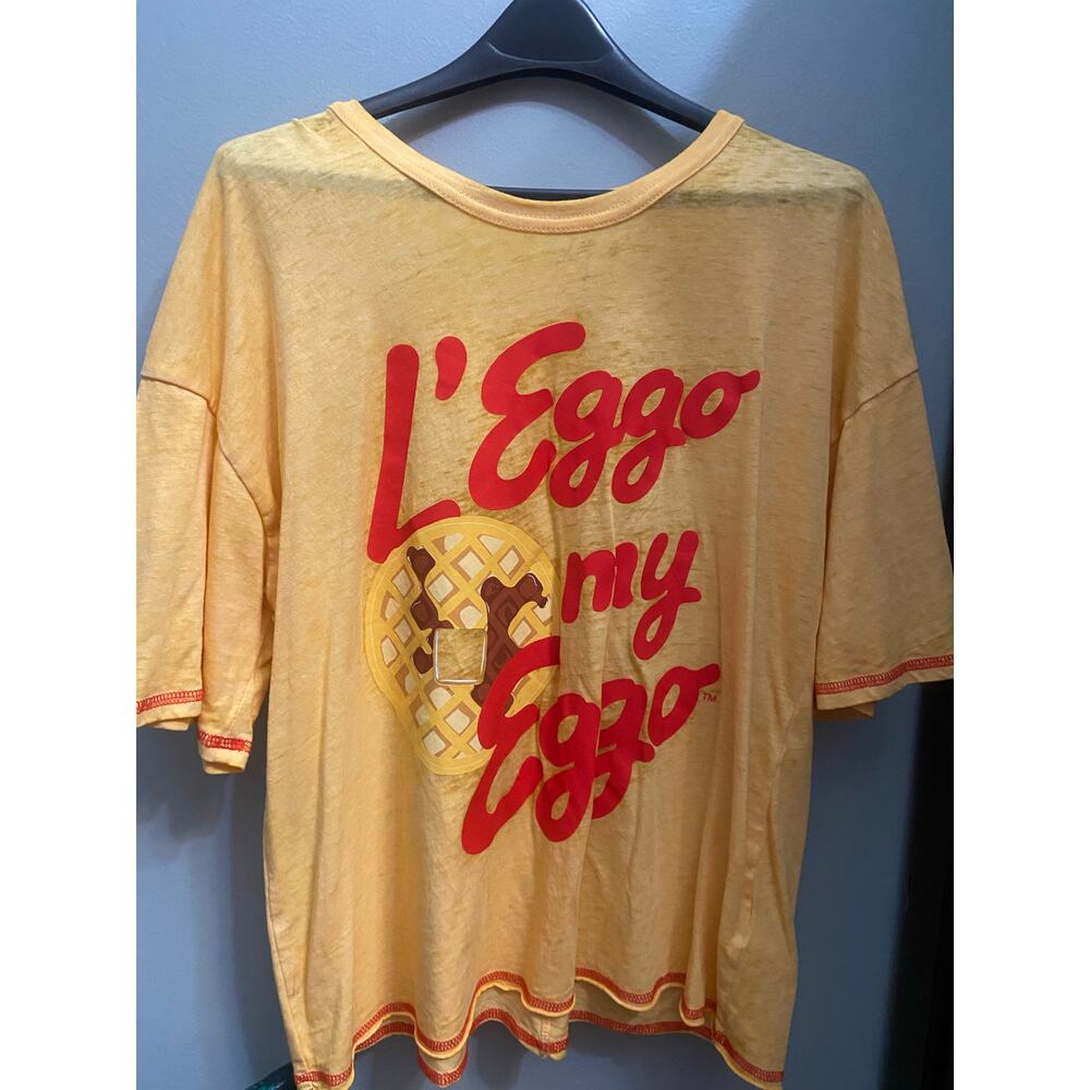 Kellogg's women’s yellow waffle T-shirt size medium
